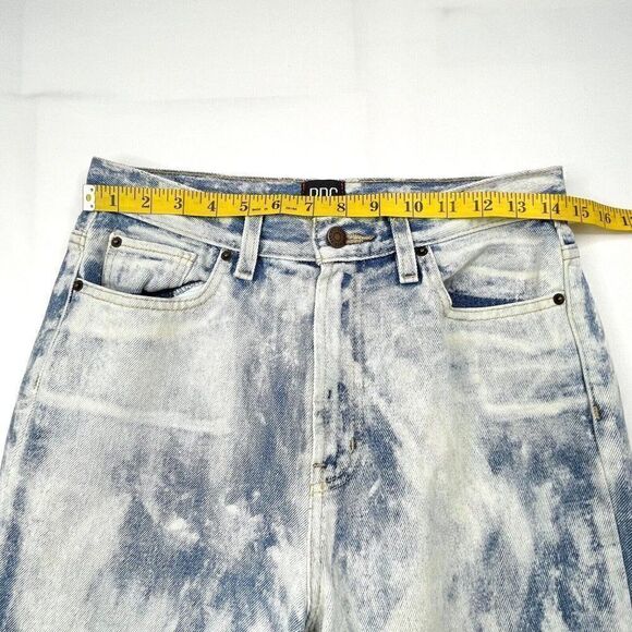 BDG Urban Outfitters Slim Straight Acid Wash High Rise Jean - Picture 7 of 8